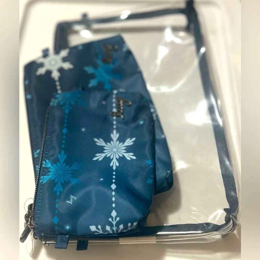 Lug Blue & White Snowflake Women's Amenity Cosmetic Bag Set